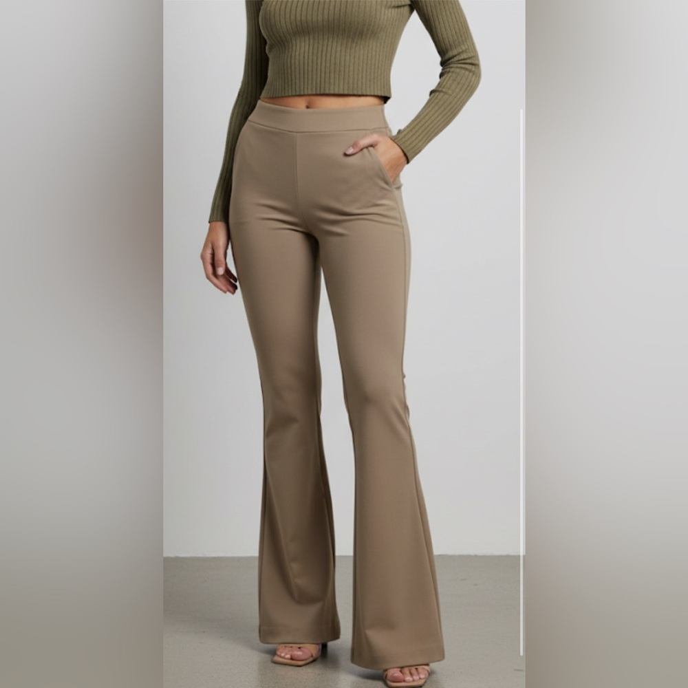 H&M wide leg pants. NWOT. Size US 4. Excellent condition.